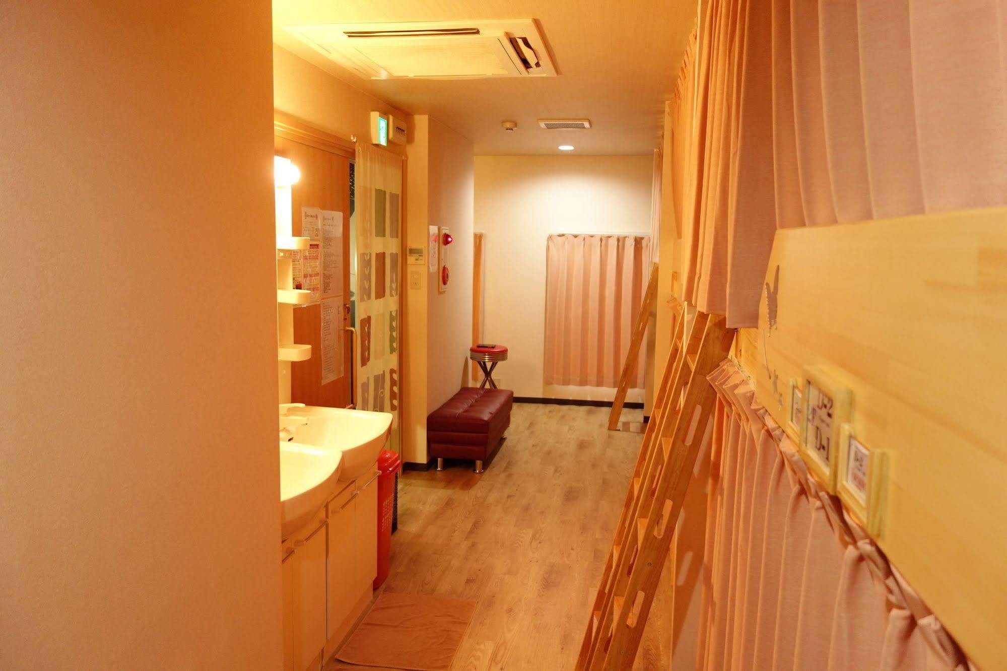 Ken'S House Hotel Osaka Exterior photo